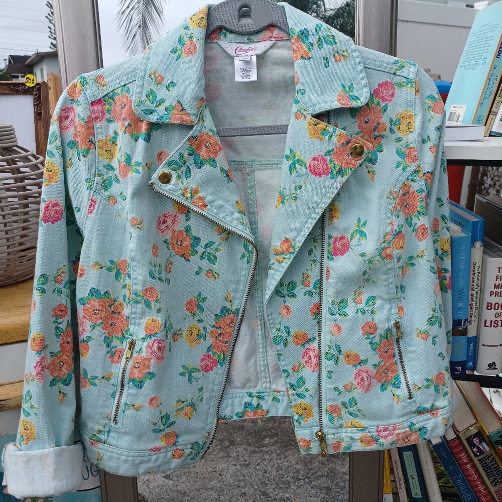 Candies floral jean jacket Size M